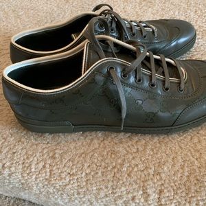 Gucci green mens shoes